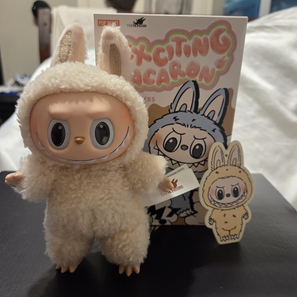 AUTHENTIC‼️ - LABUBU The Monsters Exciting Macaron - Soy Milk Open Box
